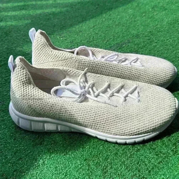 Nisolo - Picture 4 of 8